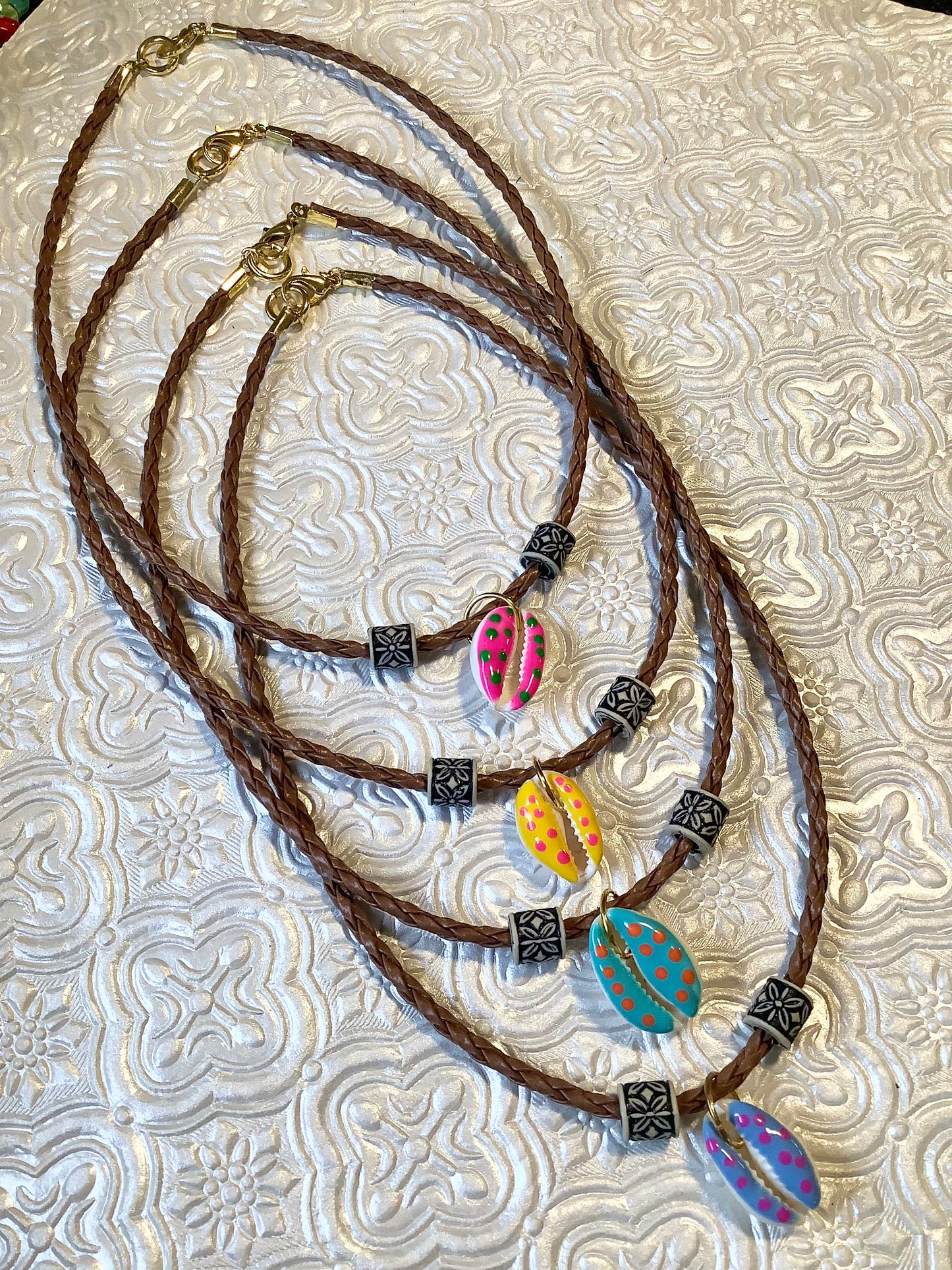 Polka Dot Shell Choker