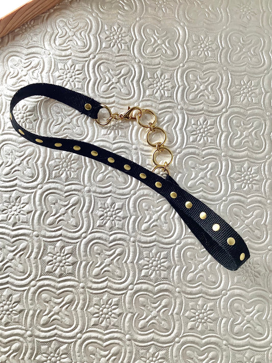 Dot Dot Choker